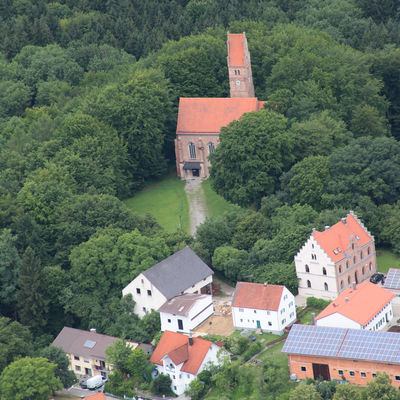 Bild vergrößern: Burgplatz in Oberwittelsbach