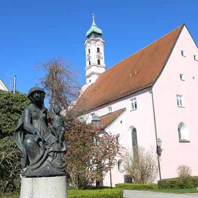 Bild vergrößern: Marienfigur bei Spitalkirche